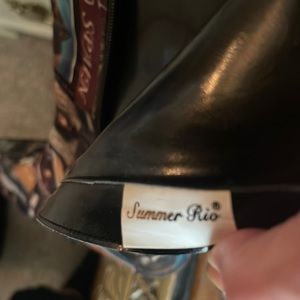 Fashion boot kitten heel